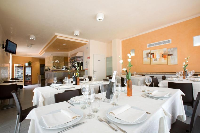Hotel Ristorante Klaus Porto Tolle Zewnętrze zdjęcie